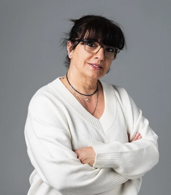 Dra. Claudia Calaf